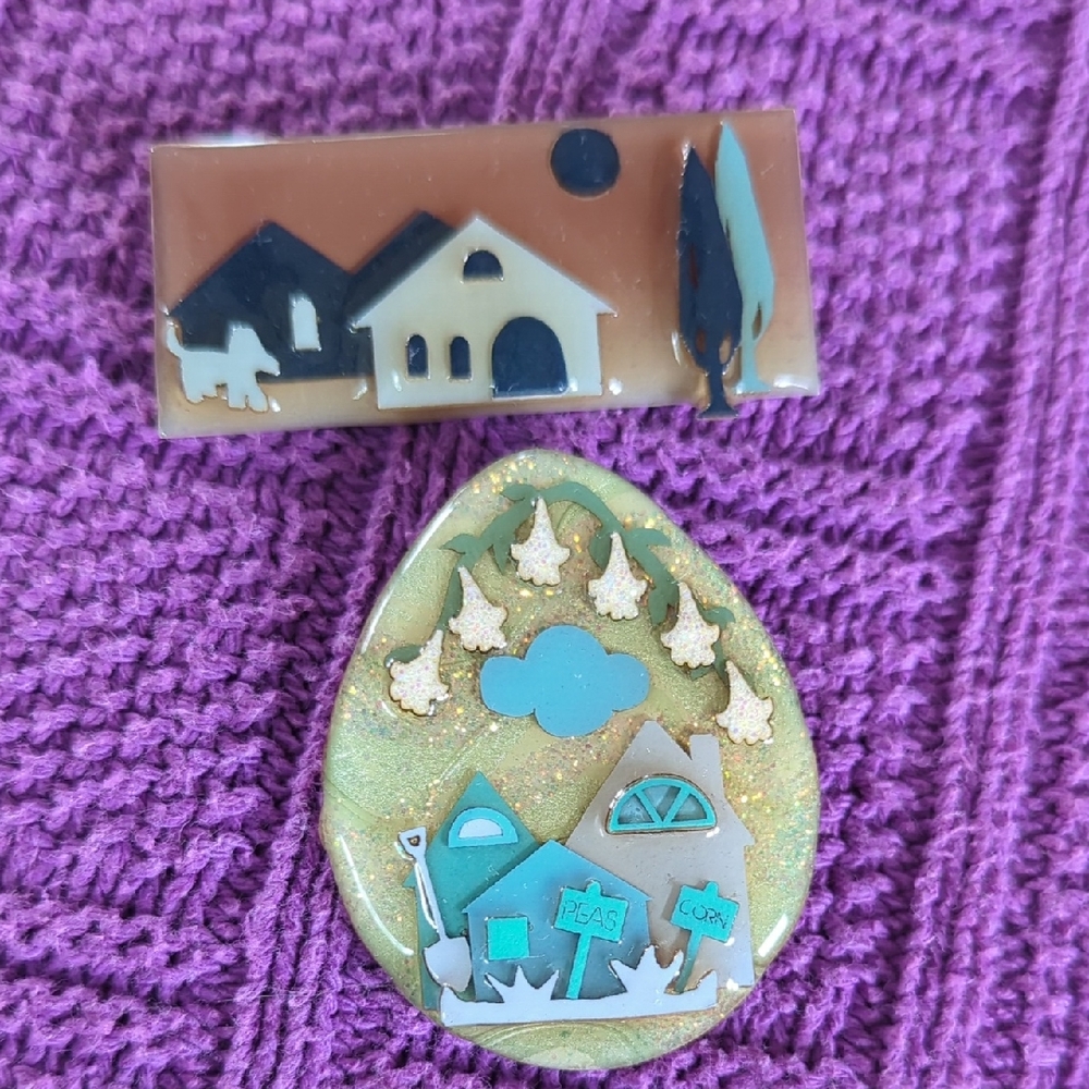 House Pin Duo